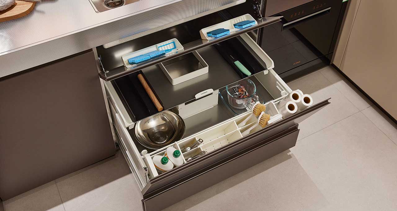 Modern U-shaped Kitchen Cabinets Gallery