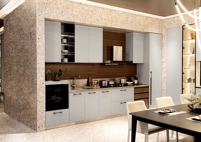 Traditional Kitchen Cabinet