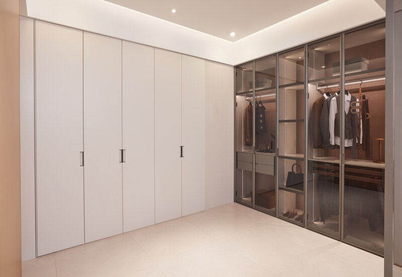 Shaker Style Wardrobe